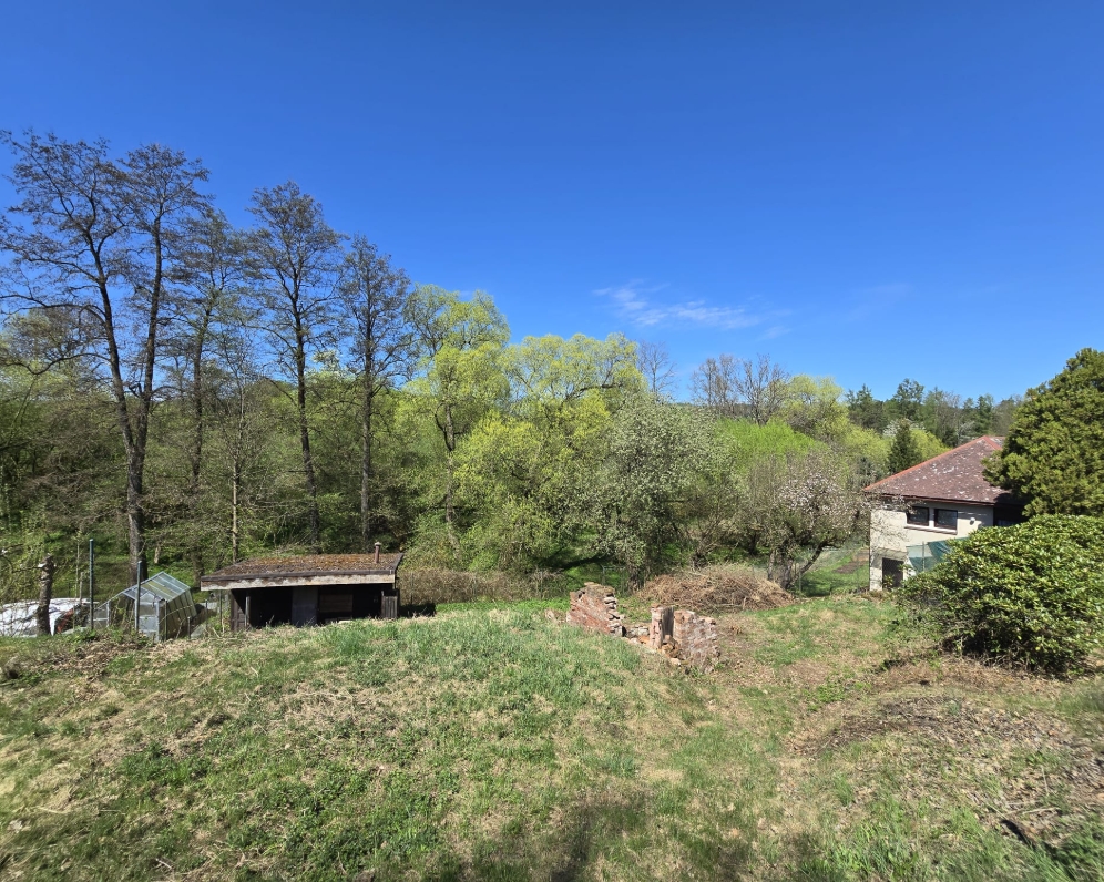 Prodej rekreačního pozemku 444 m² v Hostěradicích u Kamenného Přívozu